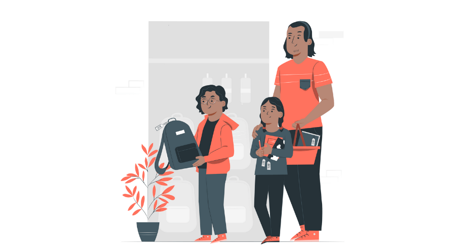 Familia frente anaquel vacío de bolsos escolares